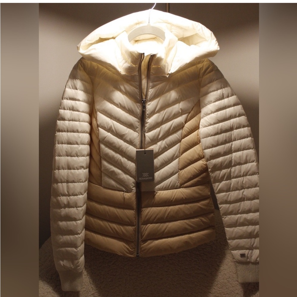 Soia & Kyo Hooded Slim Down Jacket